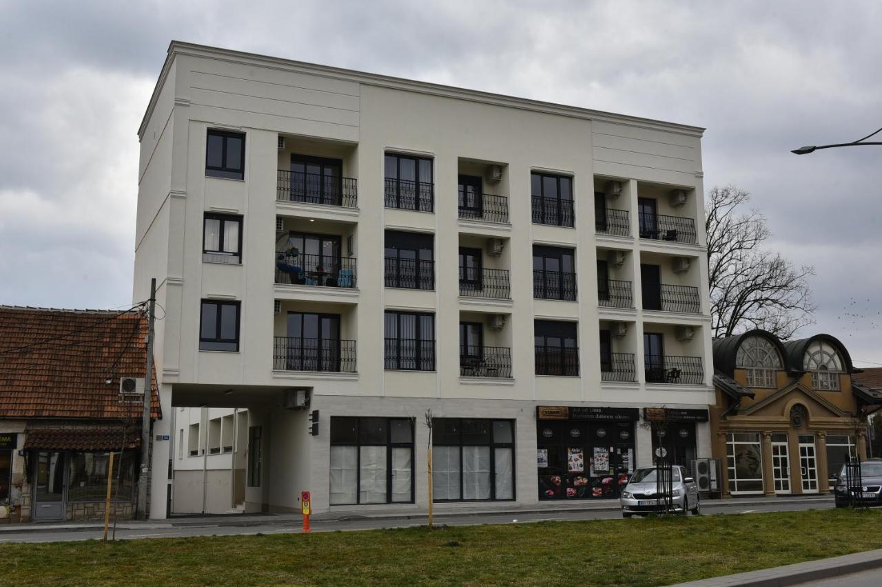 Grand Lux Apartman Čačak Zewnętrze zdjęcie